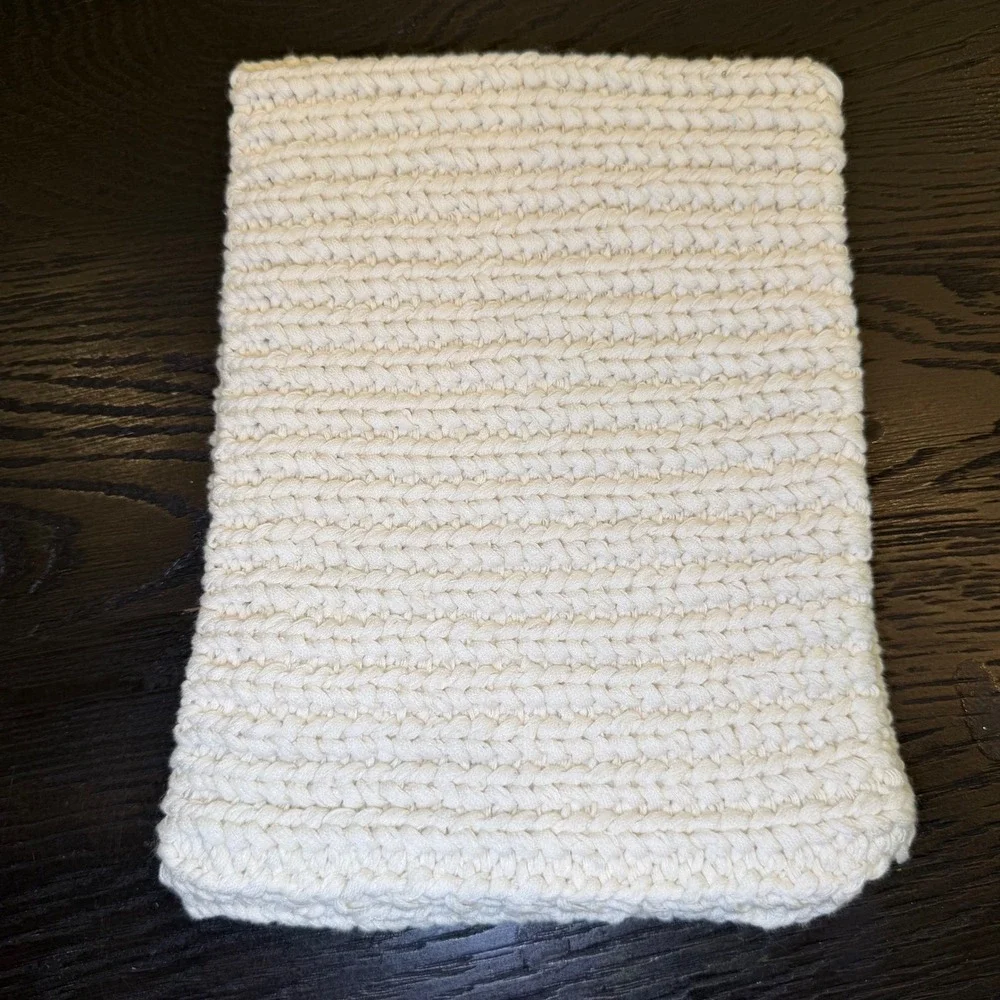 Urban Outfitters Cream Cotton Chunky Ribbed Beanie Hat Square Top